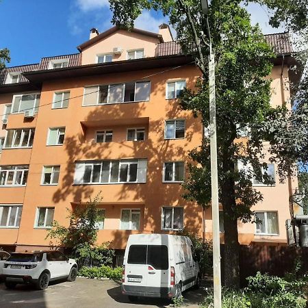 Relax Point Apartment Irpin Esterno foto